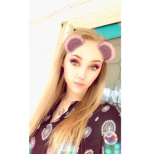 Meet your Posher, Lexi